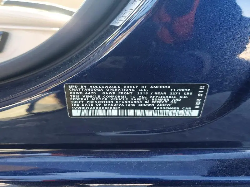 2013 VOLKSWAGEN PASSAT SE  