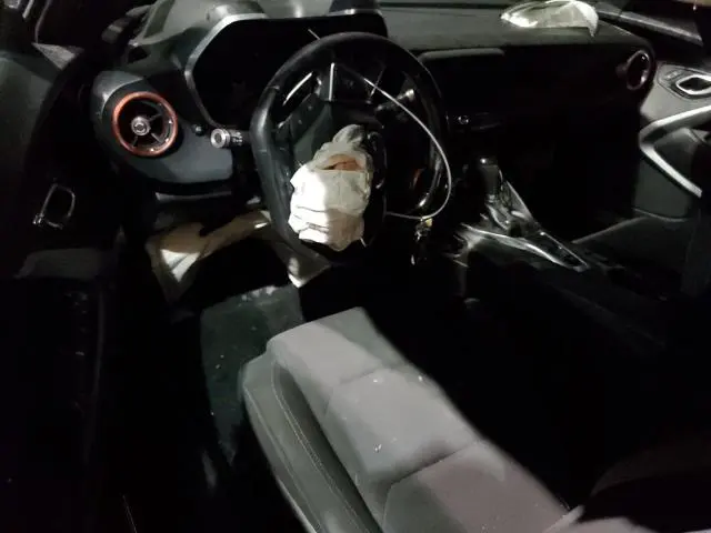 2017 CHEVROLET CAMARO LT