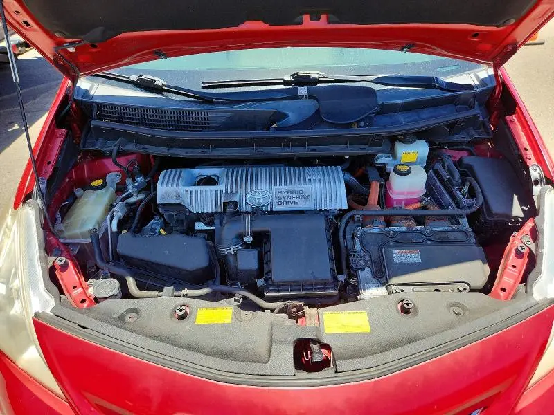 2014 TOYOTA PRIUS V TWO  