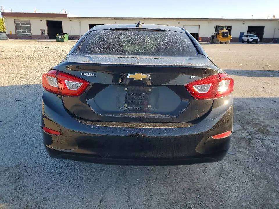 2018 CHEVROLET CRUZE LT  