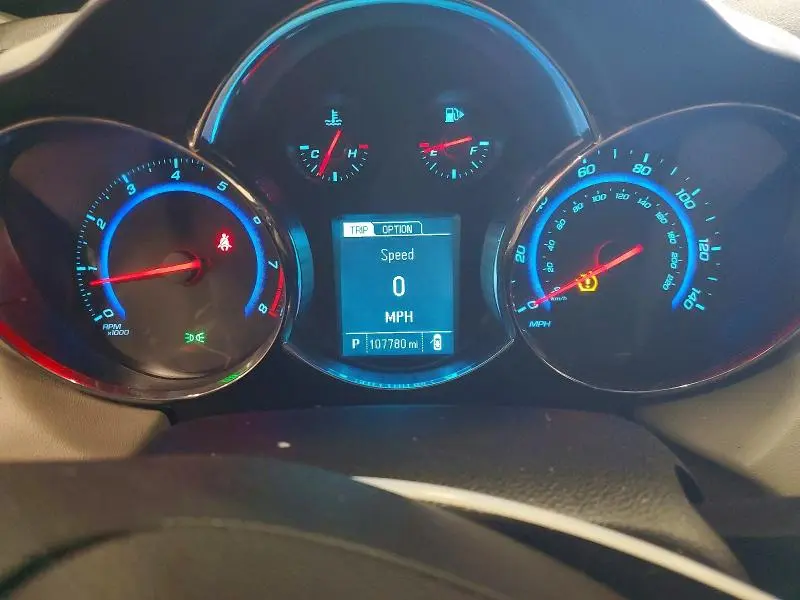 2015 CHEVROLET CRUZE LT  