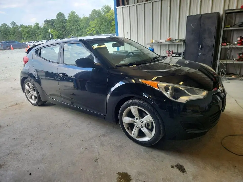 2013 HYUNDAI VELOSTER BASE  