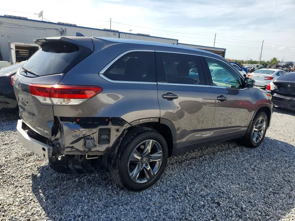 2018 TOYOTA HIGHLANDER LIMITED PLATINUM  