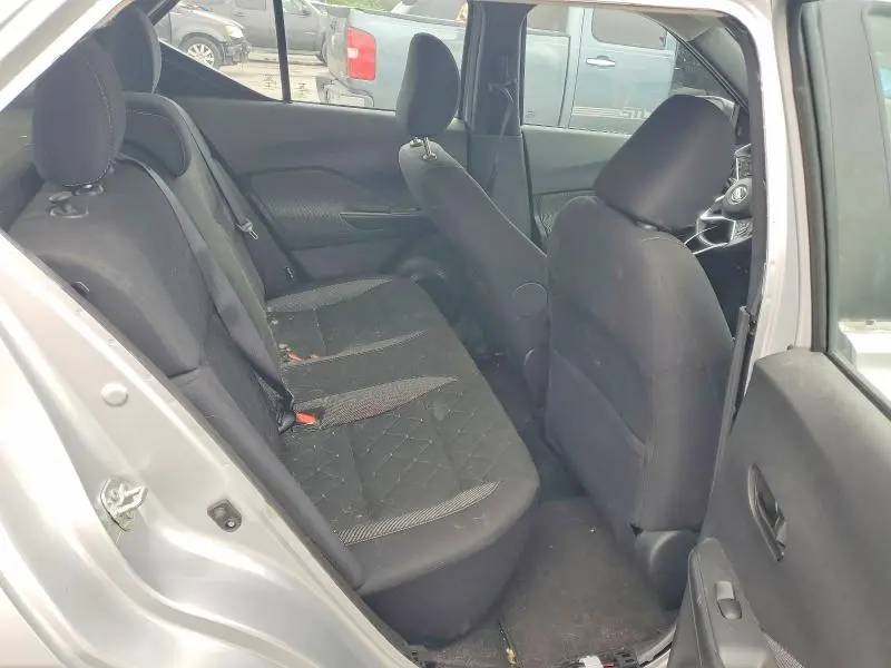 2020 NISSAN KICKS S  