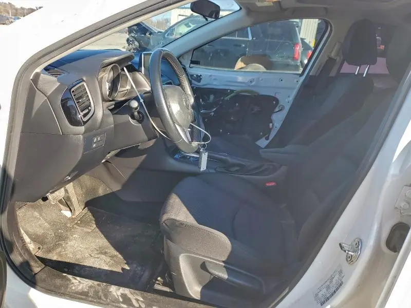 2016 MAZDA 3 TOURING  