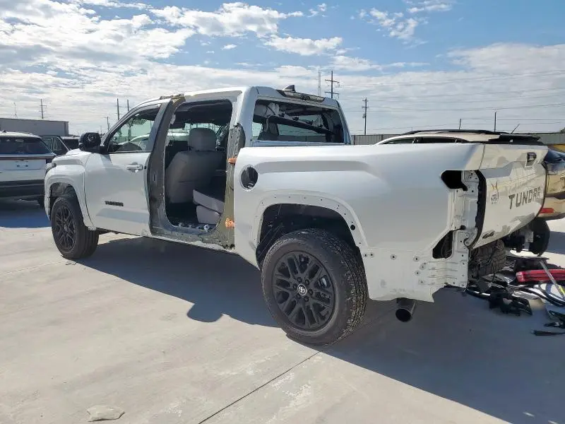 2025 TOYOTA TUNDRA CREWMAX LIMITED