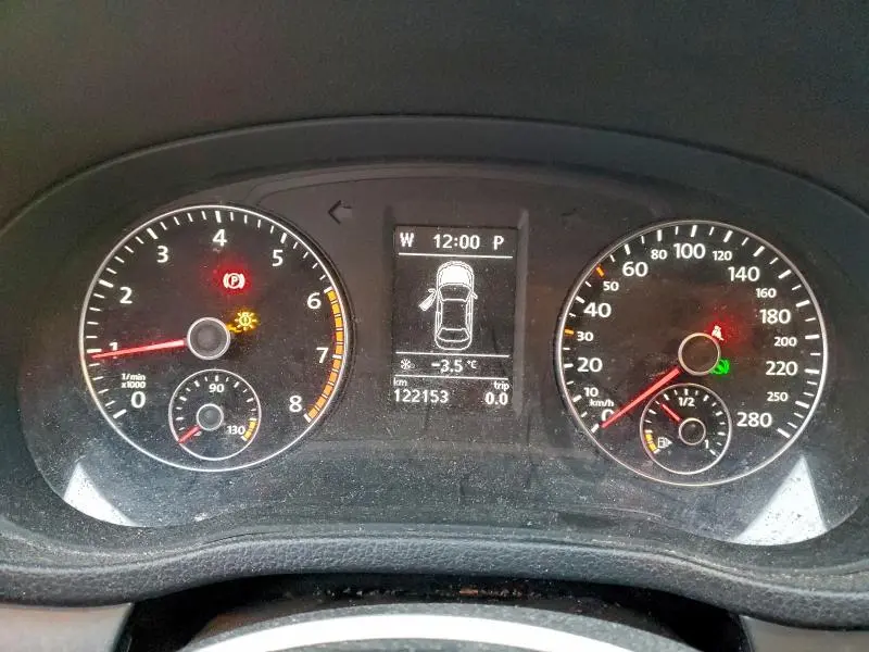 2014 VOLKSWAGEN PASSAT S  