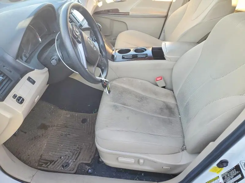 2013 TOYOTA VENZA LE  