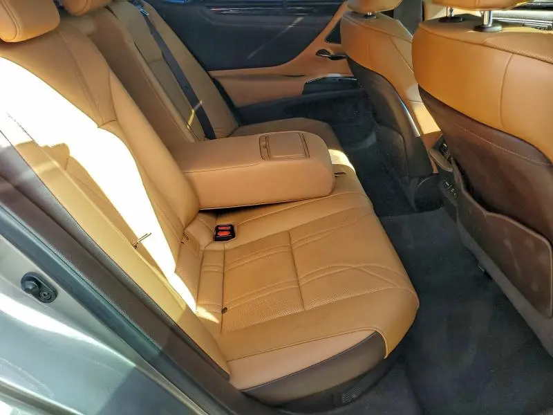 2021 LEXUS ES 300H ULTRA LUXURY  