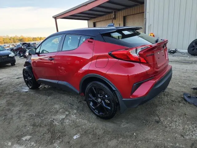 2021 TOYOTA C-HR XLE  