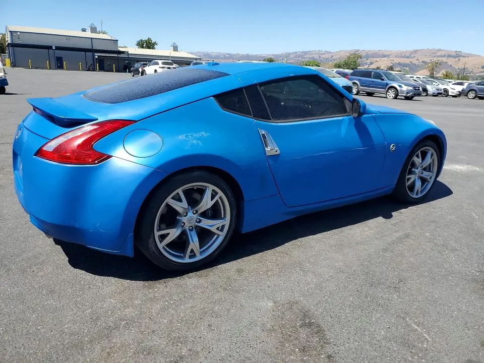 2011 NISSAN 370Z BASE  