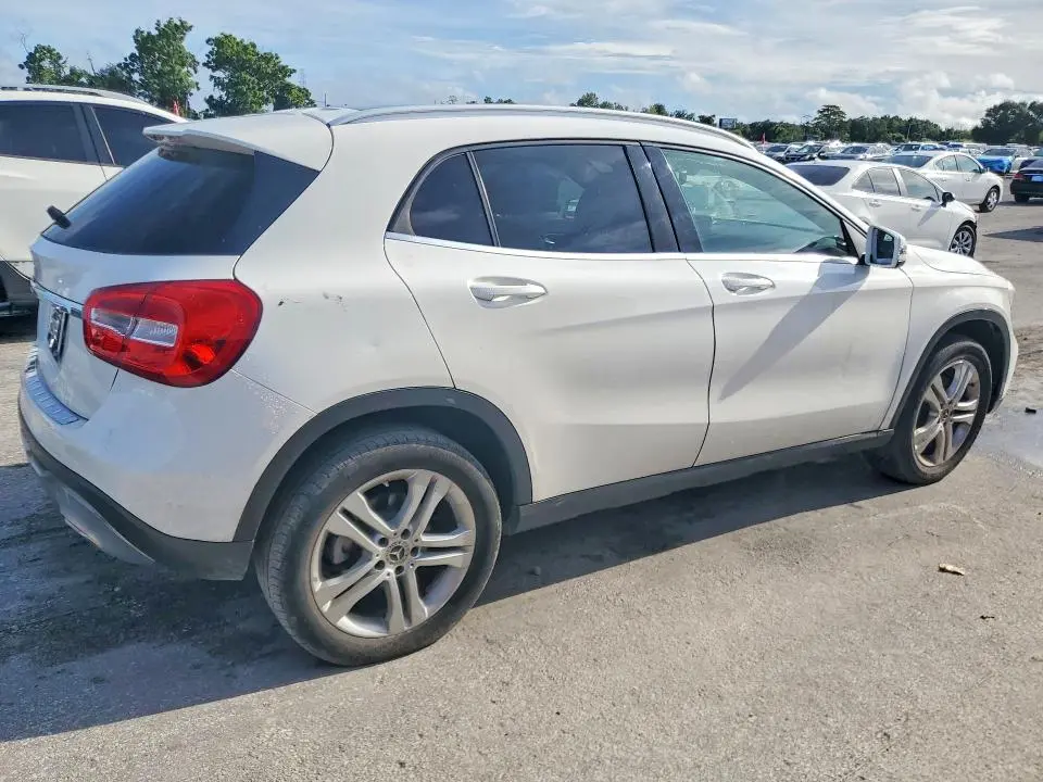 2018 MERCEDES-BENZ GLA 250  