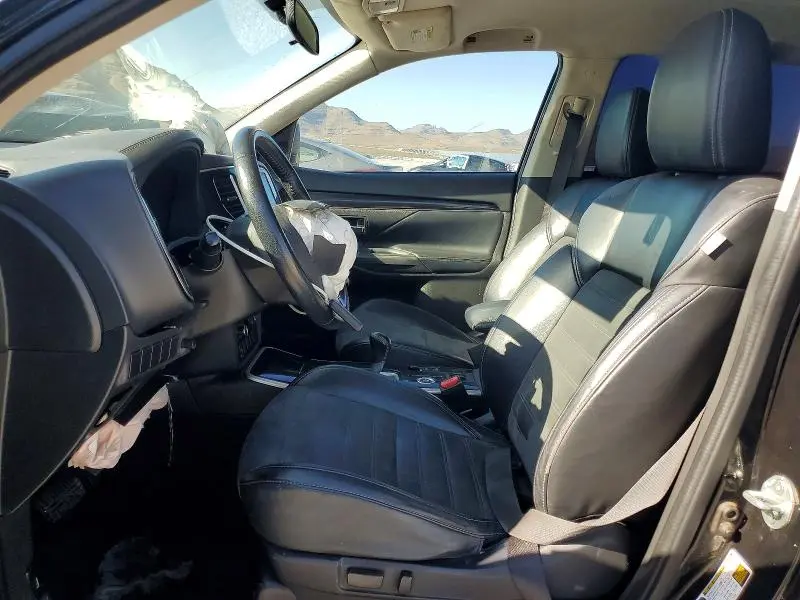 2019 MITSUBISHI OUTLANDER SE  