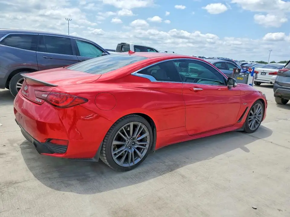 2017 INFINITI Q60 RED SPORT 400  