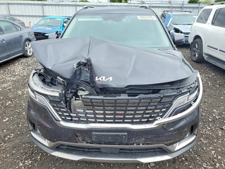 2024 KIA CARNIVAL SX  
