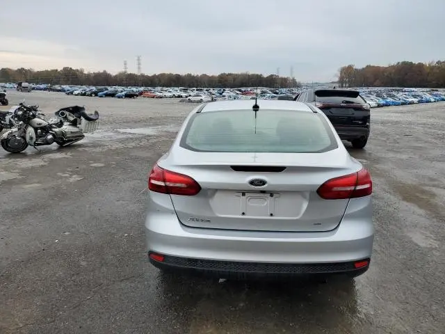 2018 FORD FOCUS SE  