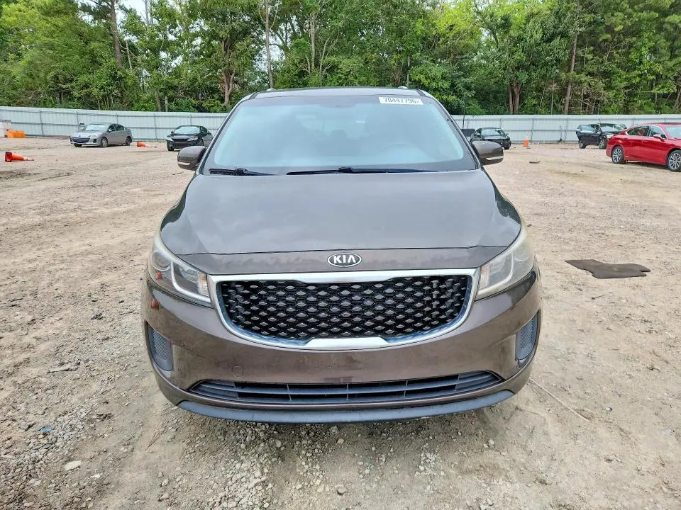 2016 KIA SEDONA LX  