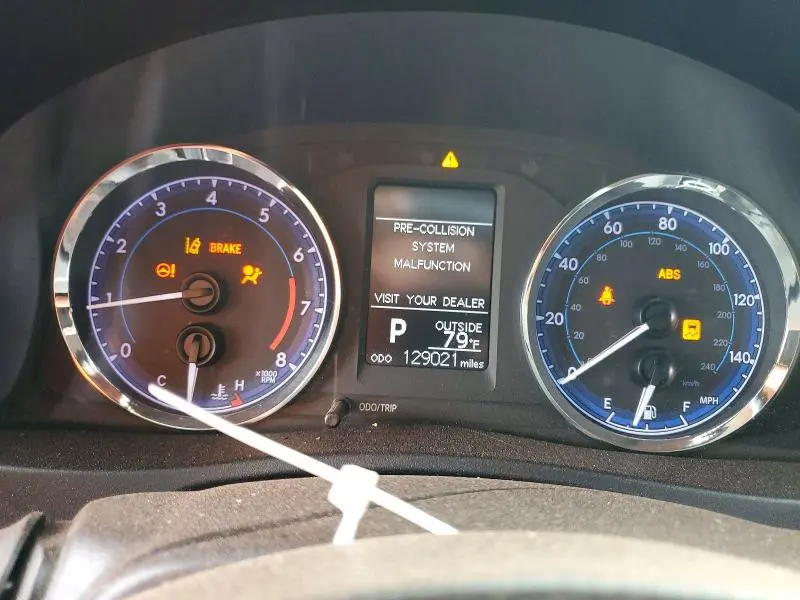 2017 TOYOTA COROLLA LE  
