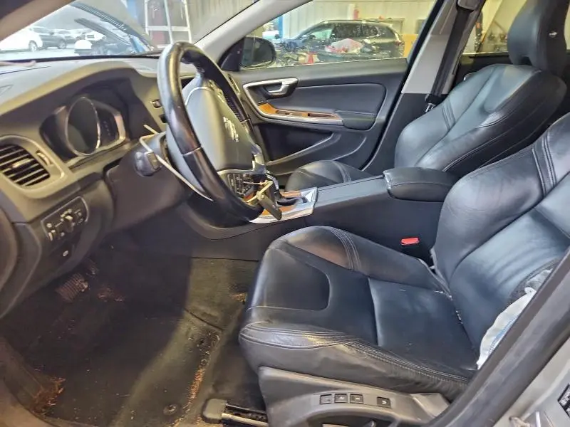 2016 VOLVO S60 PREMIER  