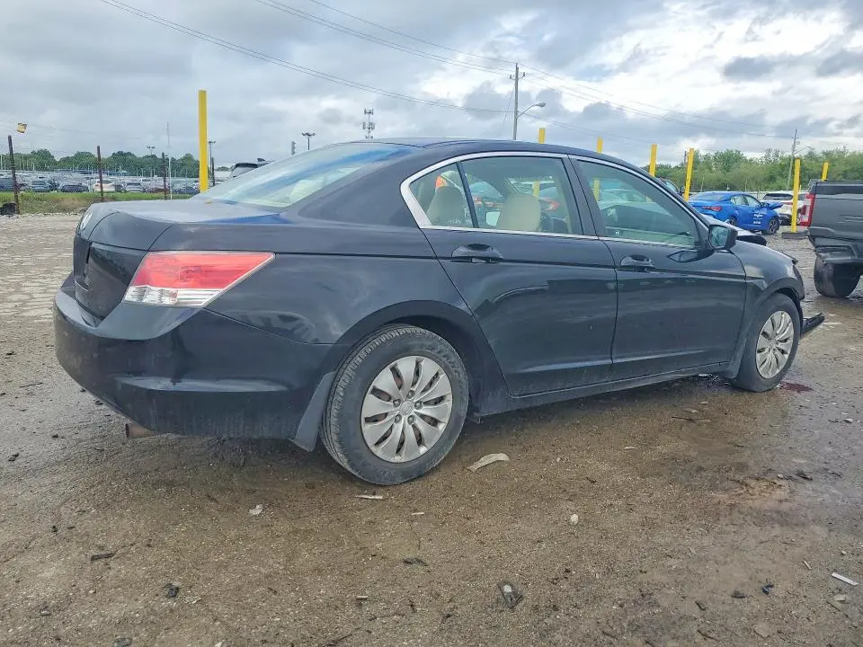 2010 HONDA ACCORD LX  