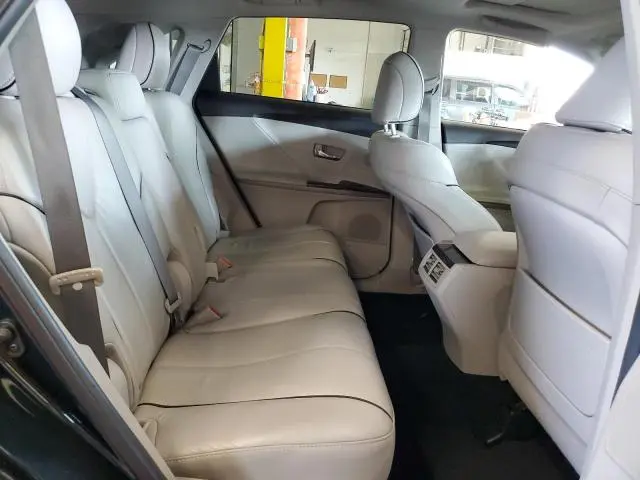 2013 TOYOTA VENZA LE  
