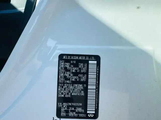 2019 INFINITI QX80 LUXE  