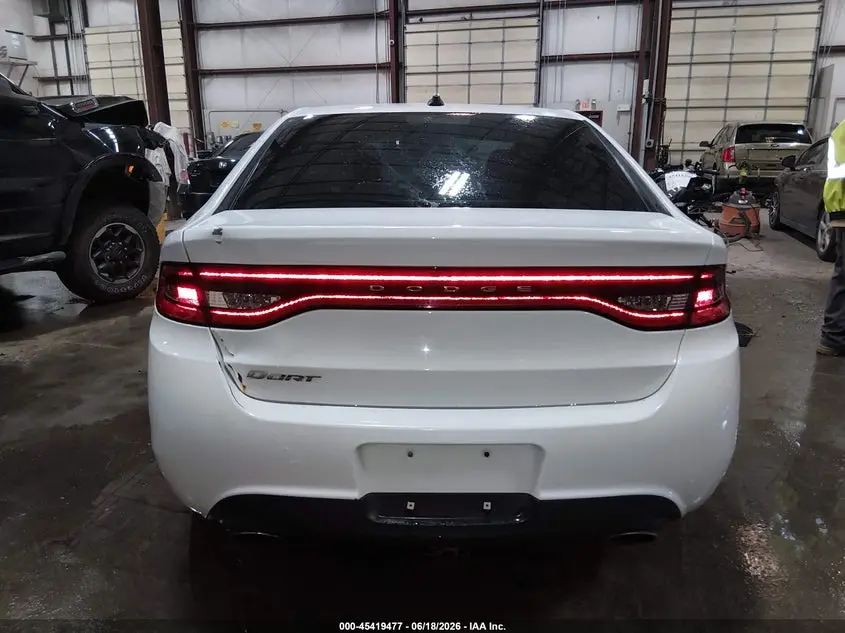2015 DODGE DART SXT