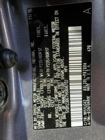 2017 TOYOTA SIENNA XLE  