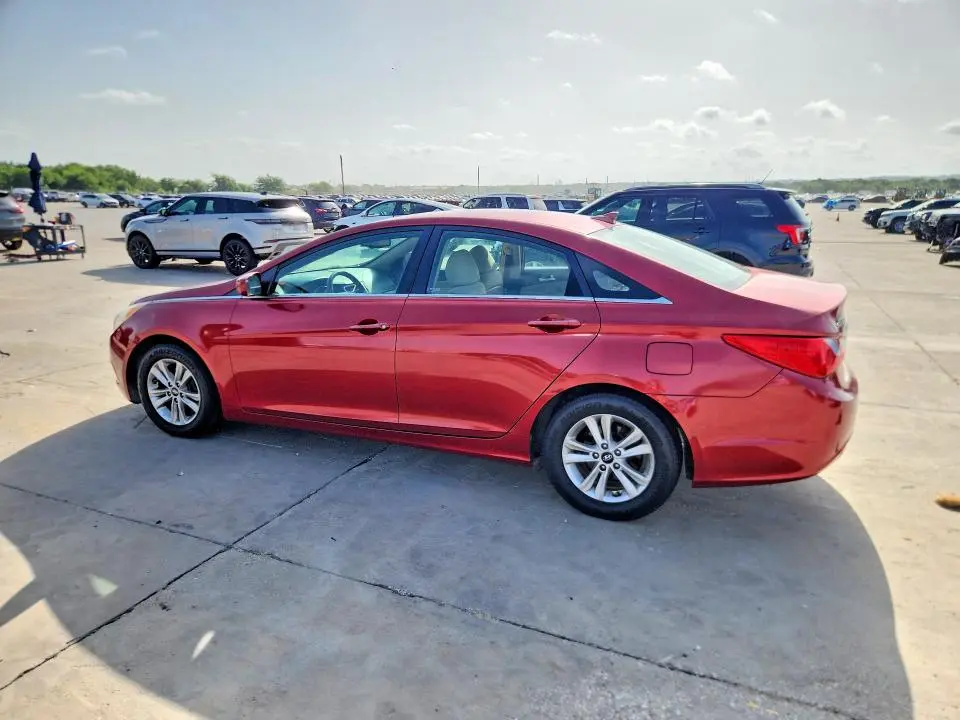 2013 HYUNDAI SONATA GLS  