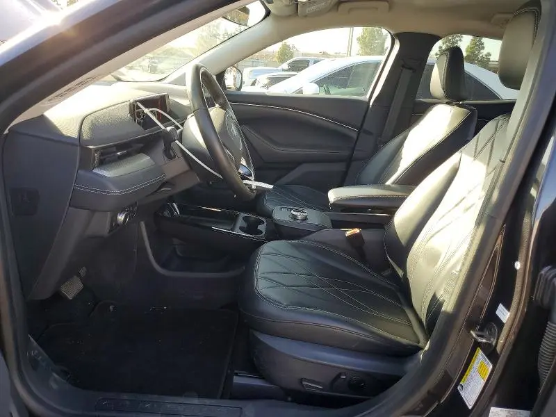 2021 FORD MUSTANG MACH-E SELECT  