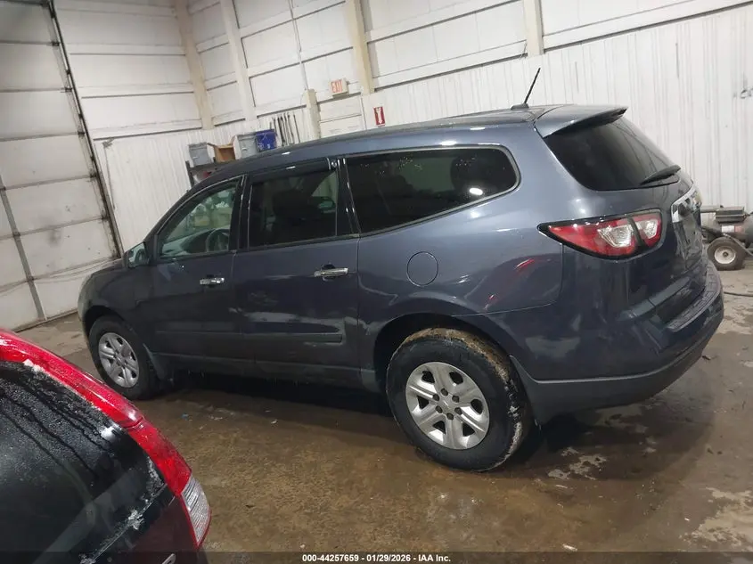2014 CHEVROLET TRAVERSE LS