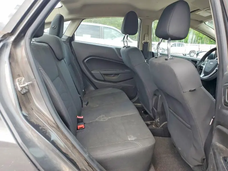 2018 FORD FIESTA SE  