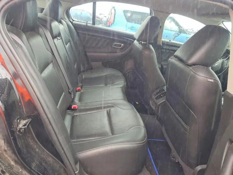2010 FORD TAURUS LIMITED  