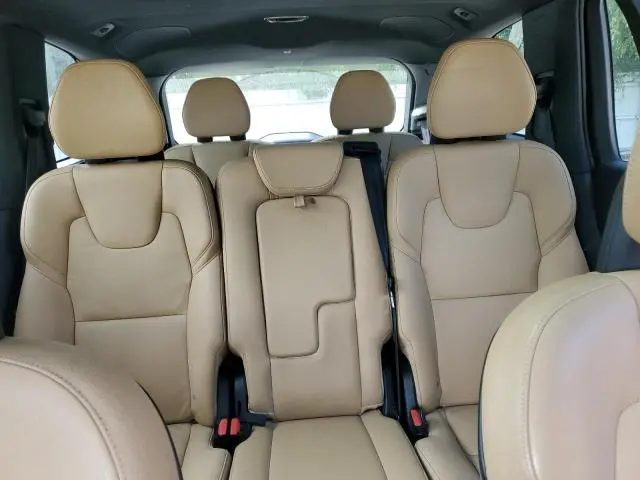 2016 VOLVO XC90 T6  