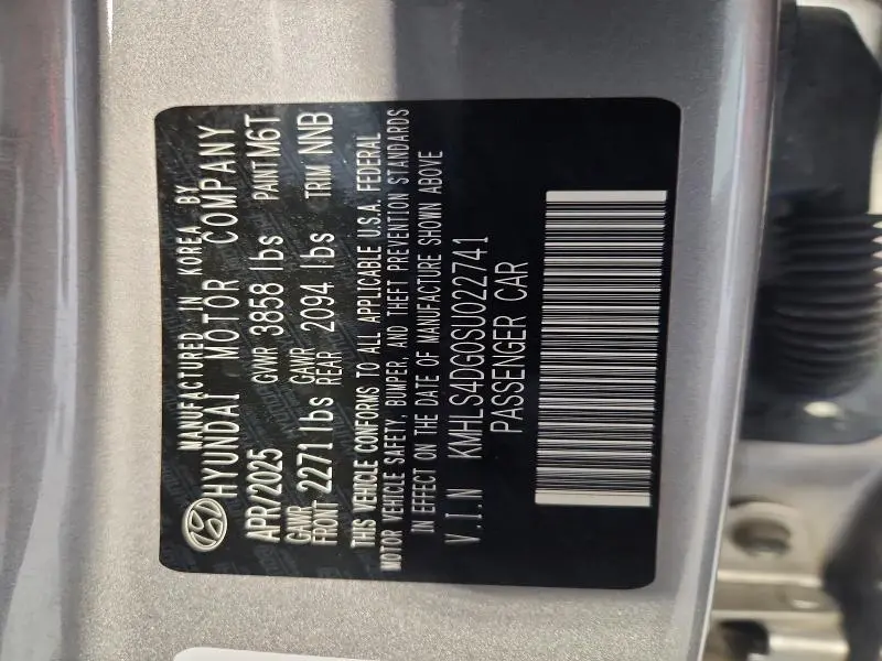 2025 HYUNDAI ELANTRA SEL  