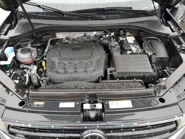 2024 VOLKSWAGEN TIGUAN SE R-LINE BLACK  