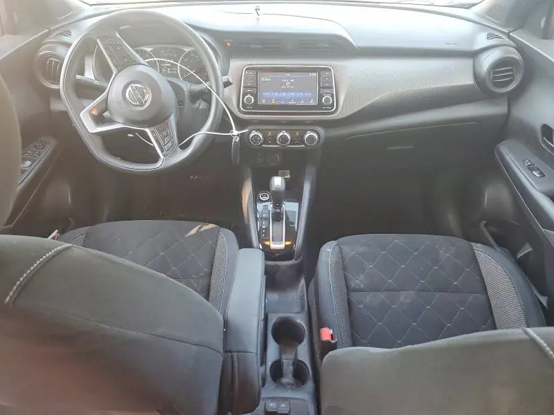 2020 NISSAN KICKS S  