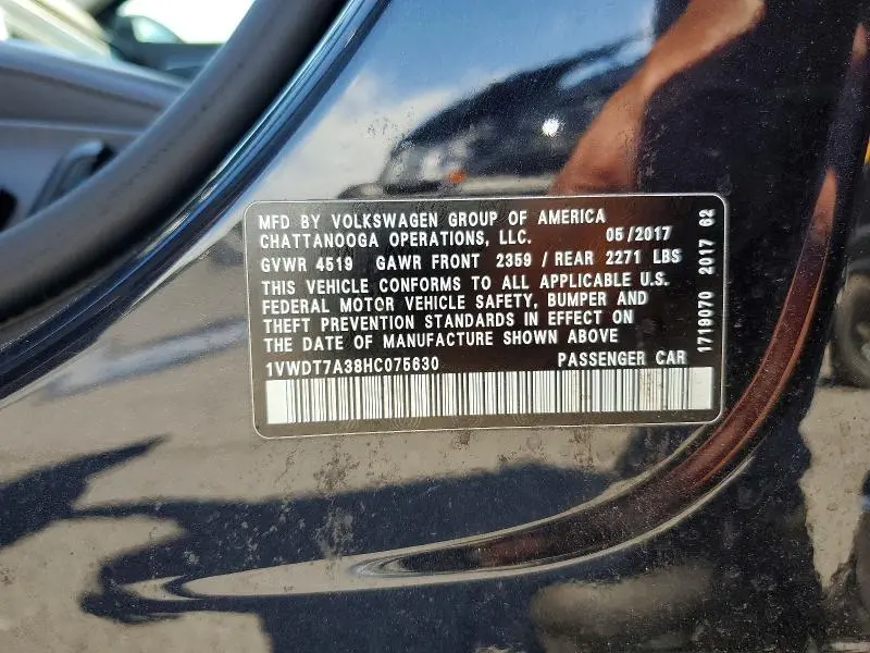 2017 VOLKSWAGEN PASSAT R-LINE  