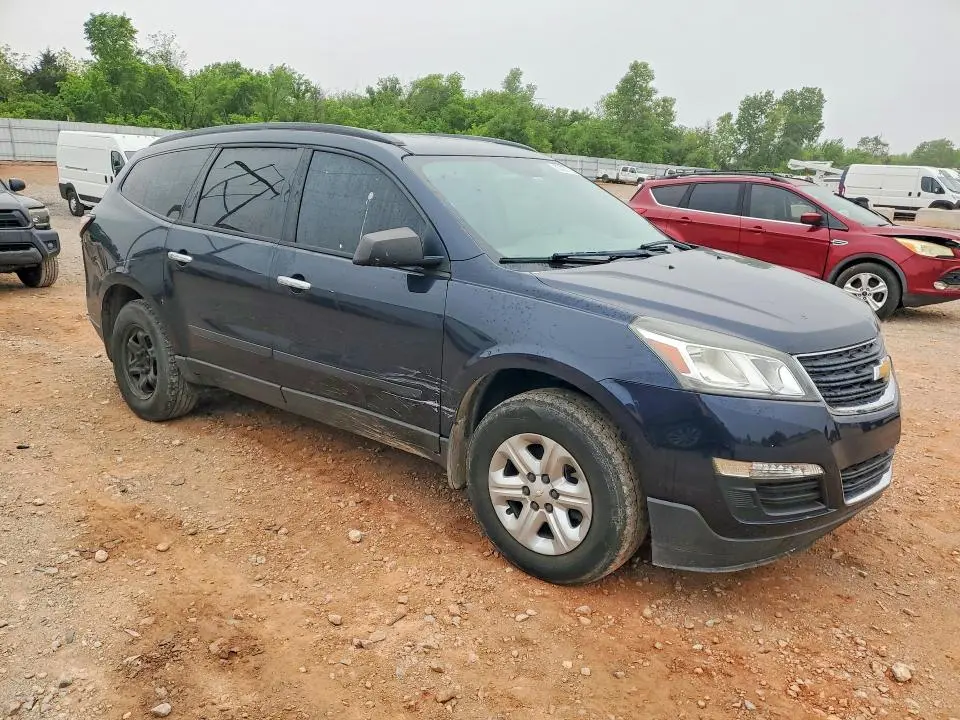 2017 CHEVROLET TRAVERSE LS  
