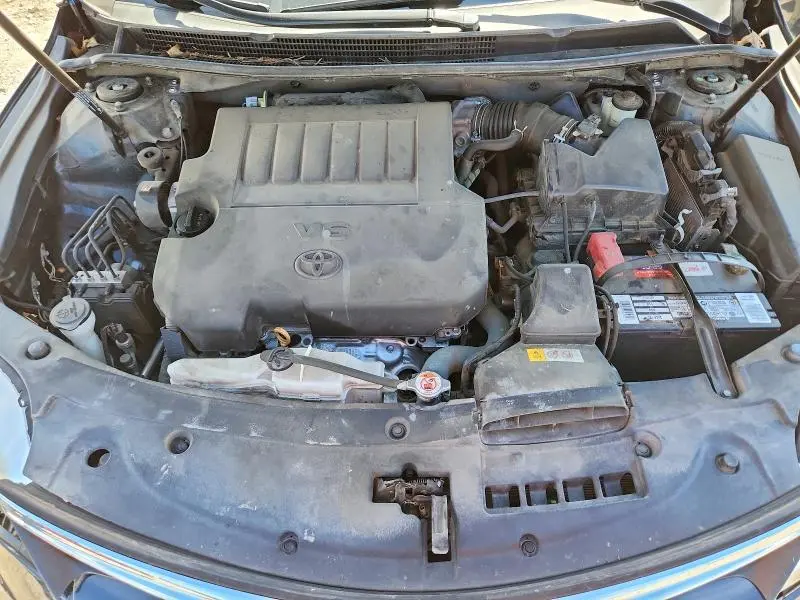 2017 TOYOTA AVALON XLE PLUS  