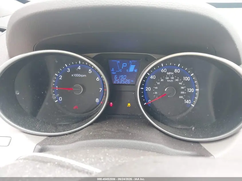 2011 HYUNDAI TUCSON GLS