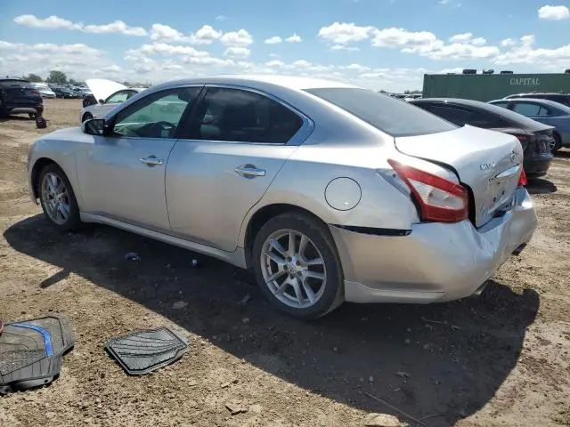 2010 NISSAN MAXIMA S  