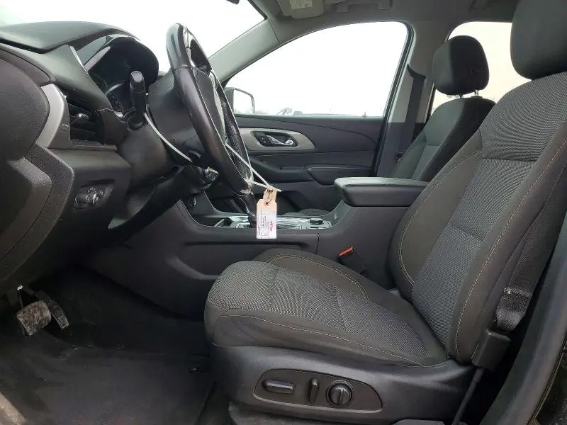 2020 CHEVROLET TRAVERSE LT  