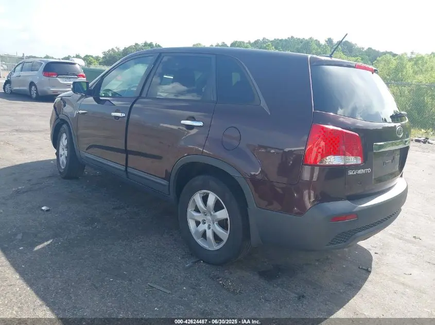 2012 KIA SORENTO LX