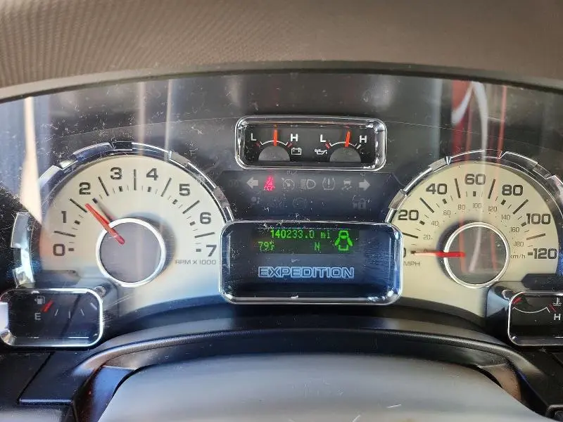 2011 FORD EXPEDITION XLT  