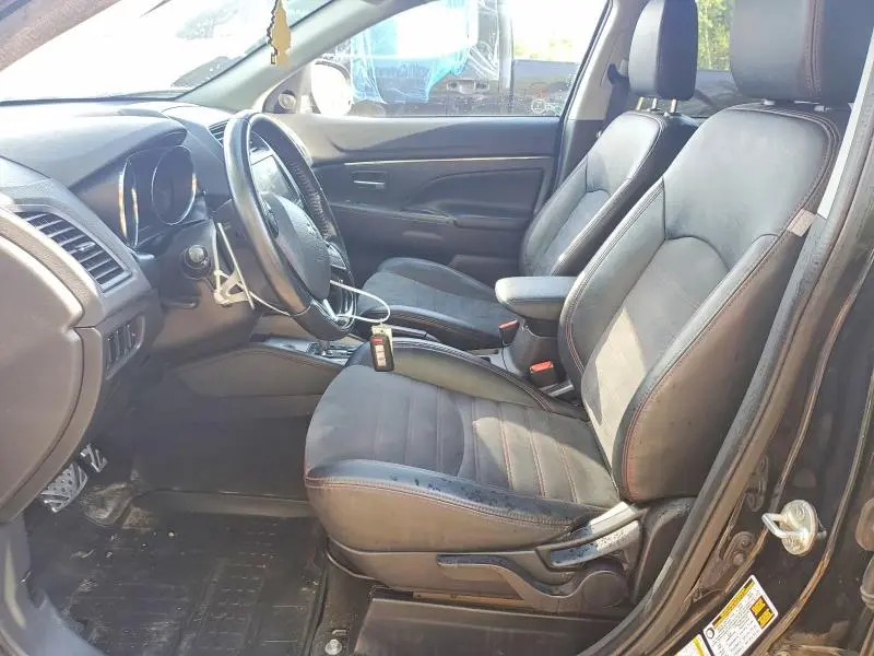 2019 MITSUBISHI RVR SE LIMITED  