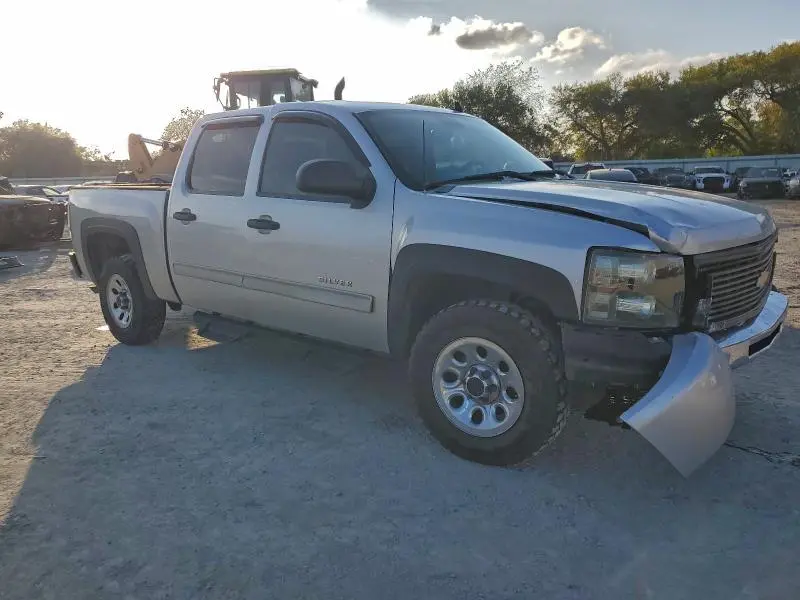 2011 CHEVROLET SILVERADO C1500 LS  