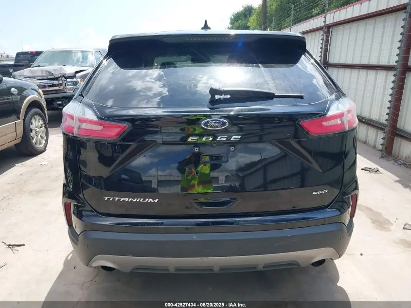 2022 FORD EDGE TITANIUM