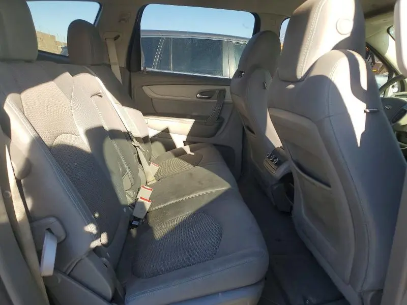2017 CHEVROLET TRAVERSE LS  