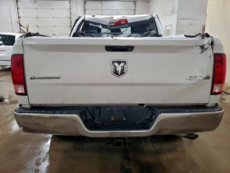 2017 RAM 1500 SLT  